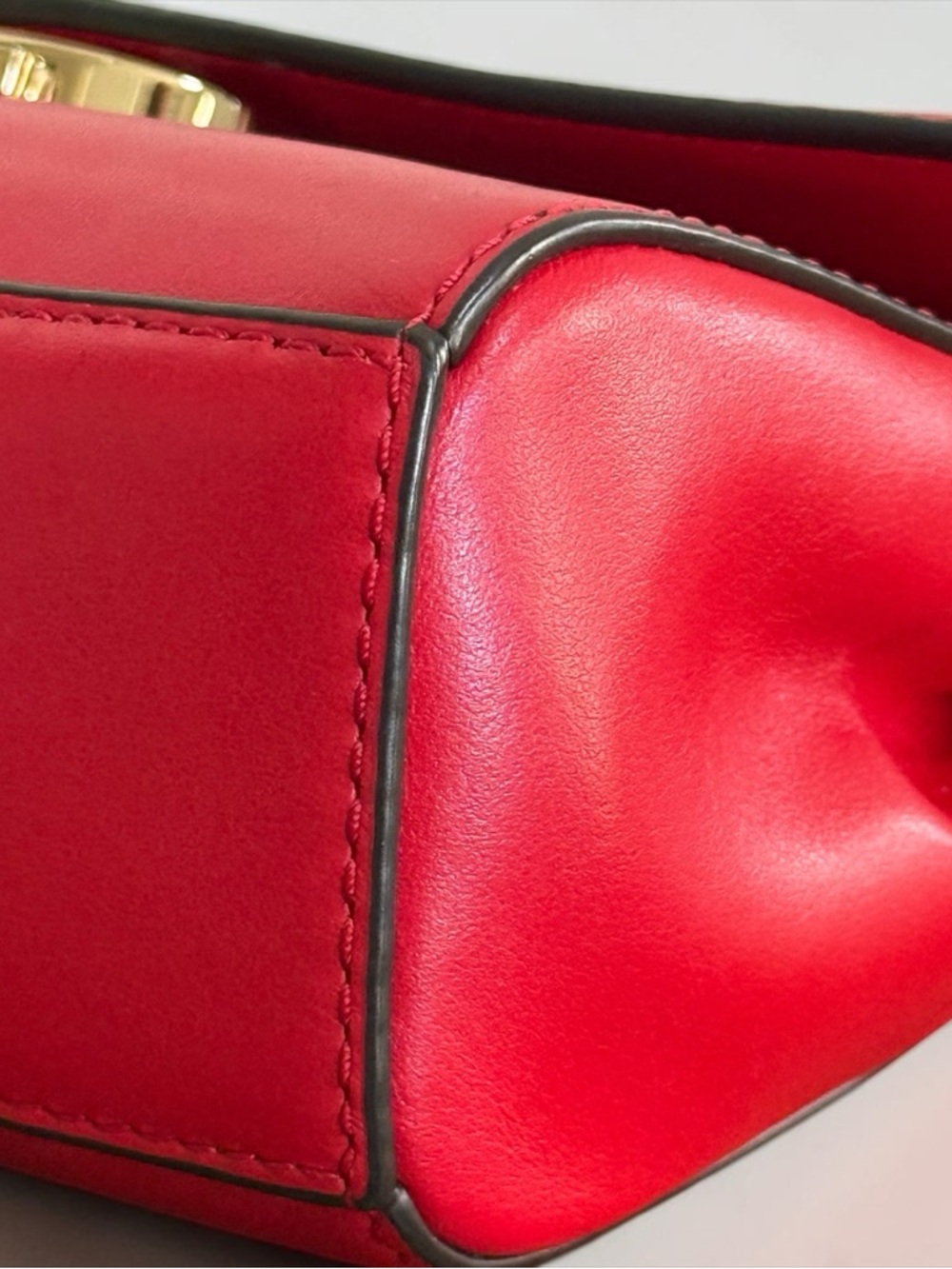 Authentic Michael Kors Red Leather Top-Handle Crossbody Bag! - Picture 7 of 14